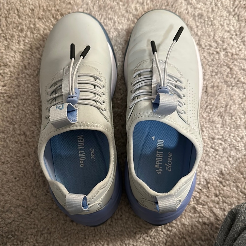 Nursing shoes